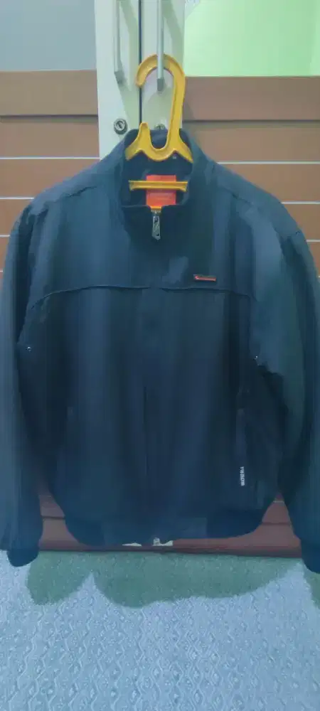 JAKET RESPIRO VALTOZ R1.4 HITAM