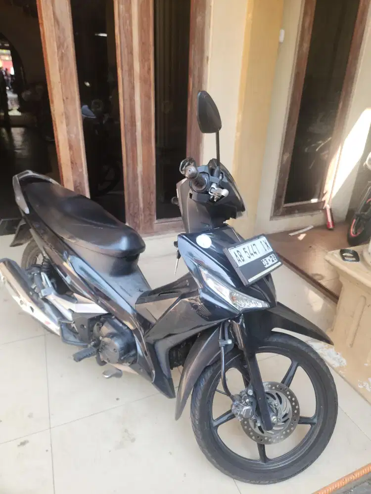 Supra x 125 cw  f1 hitam 2018 Gbm