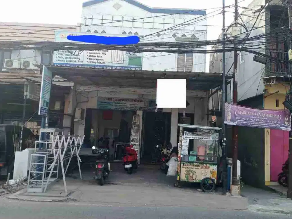 Dijual Rumah cocok untuk usaha kos²an dan sewa Ruko dibawahnya area Peta Utara Kalideres Jakarta Barat mudah akses ramai menguntungkan harga nego wajar