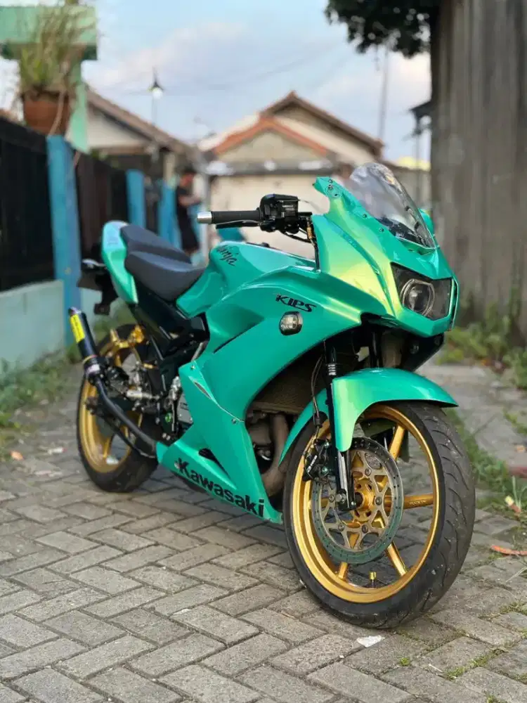 Kawasaki Ninja RR New Full Modif