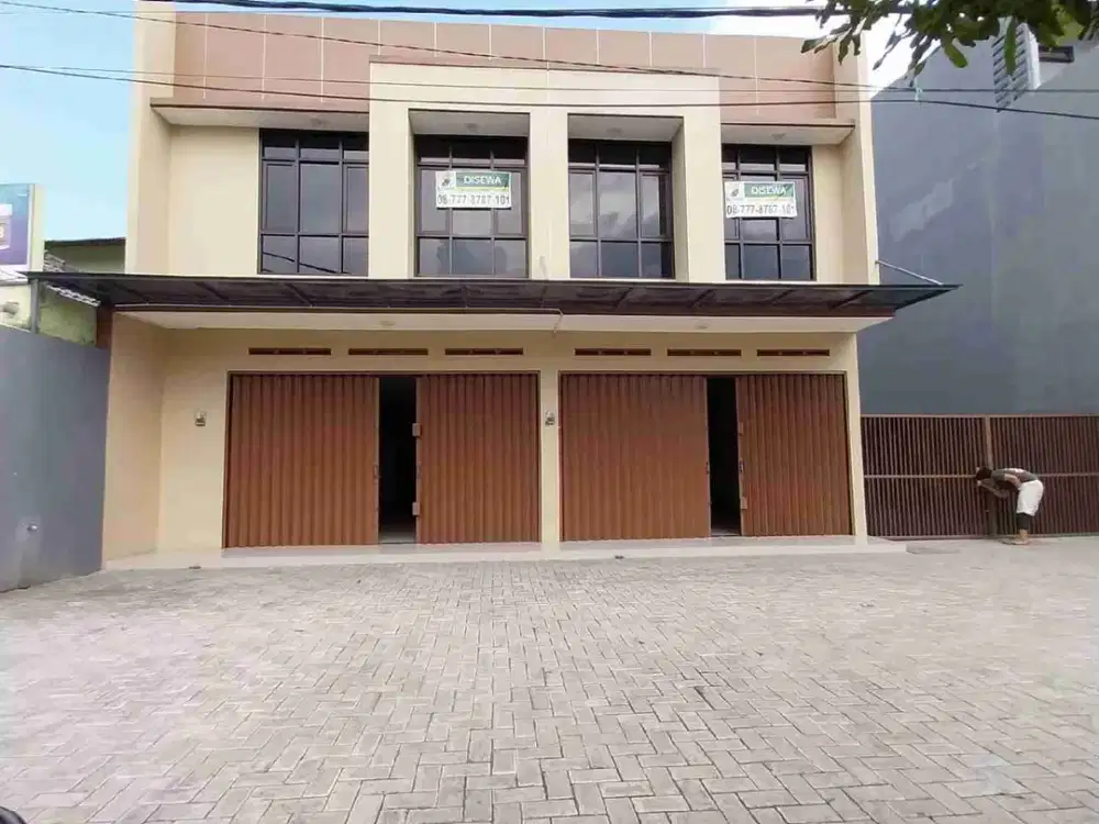 Disewakan Ruko bagus Strategis Mainroad Cisaranten Arcamanik
