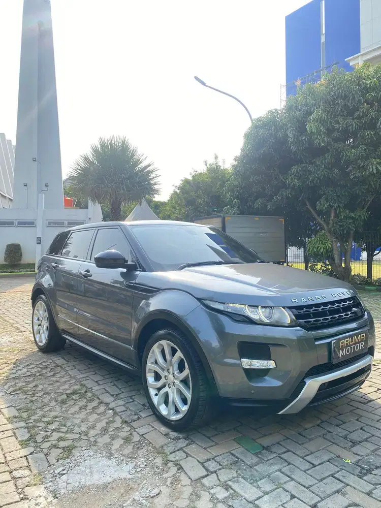 Range Rover Evoque 2015 Dynamic Lux 9 Speed 5 kamera 3TV low km