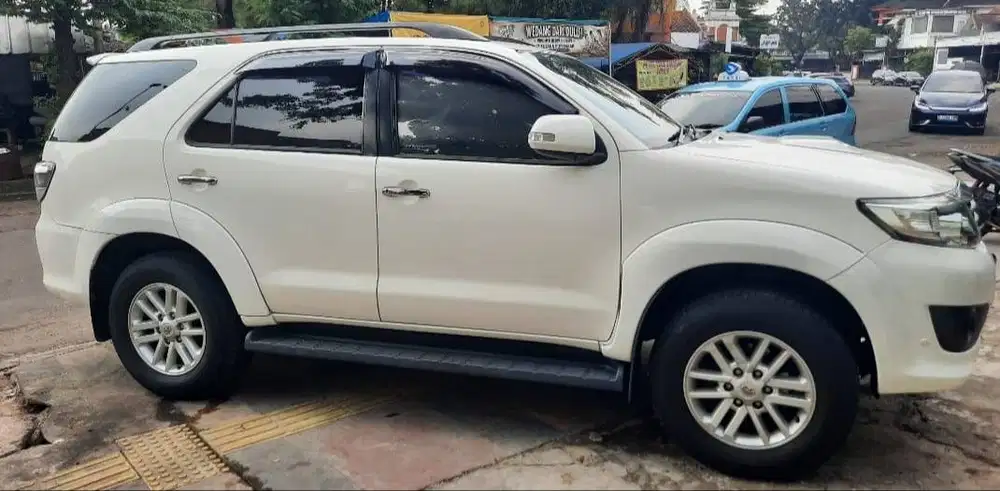 Dijual Toyota Fortuner G VNT AT 2013 Putih Biosolar Pemilik Langsung