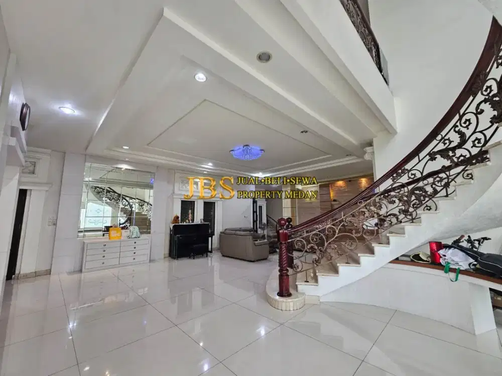 Dijual Rumah Hook Siap Huni Furnish Lux di Komplek Cemara Asri - Medan