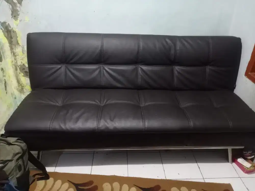 Di jual sofa masih mulus