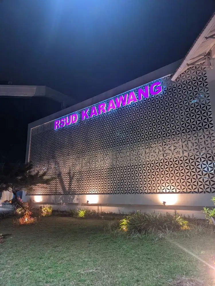 HURUF TIMBUL, PAPAN REKLAME, DISPLAY AKRILIK, BILLBOARD, NEON BOX