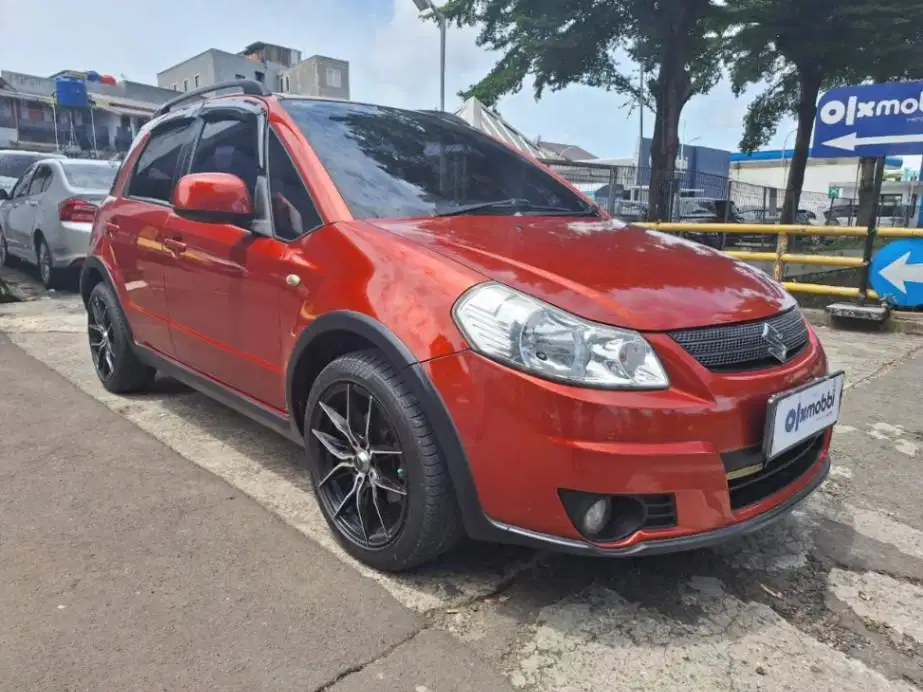 DP MURAH Suzuki SX4 1.5 X-Over Bensin-AT 2011  CWFQB