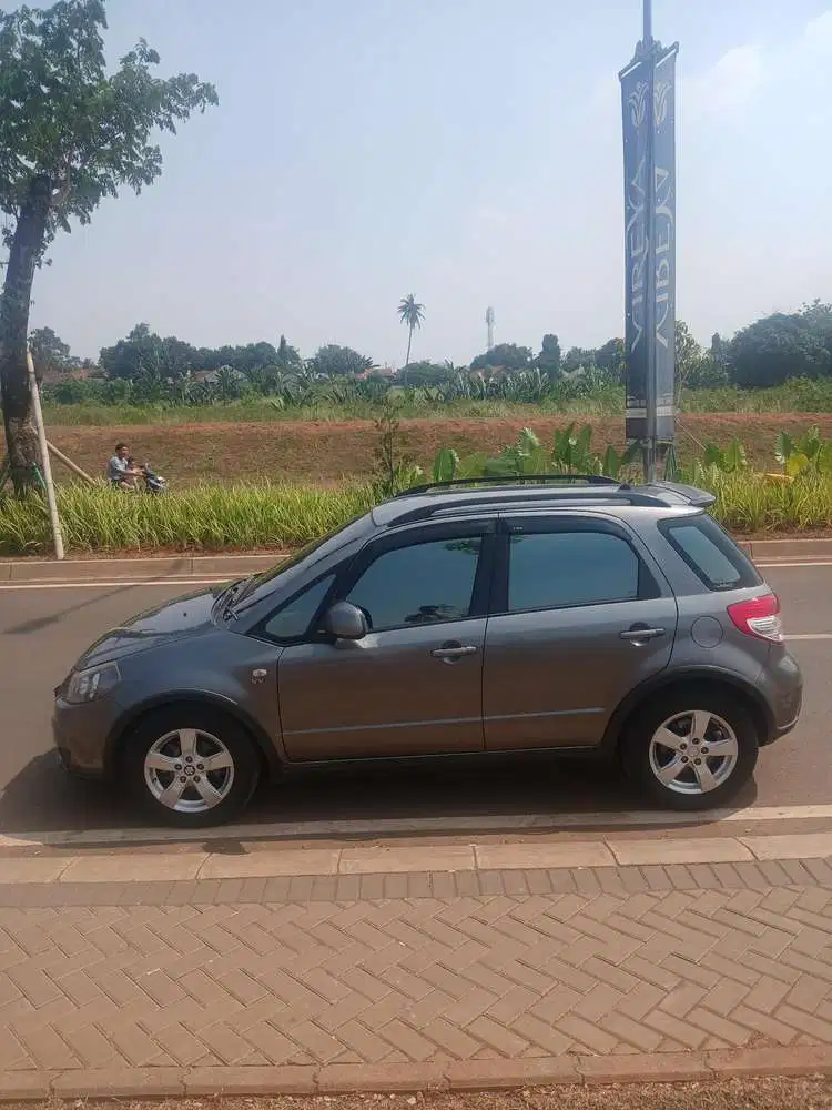 Suzuki SX4 2011 Bensin
