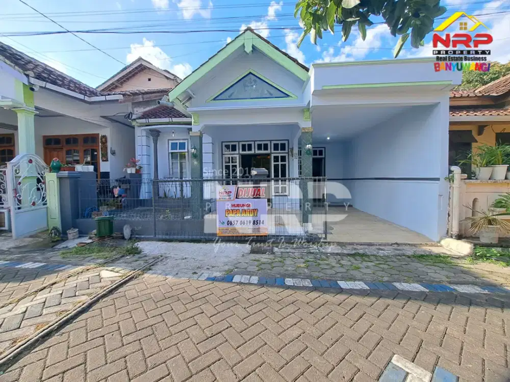 Dijual rumah 2 lantai murah di Klatak Banyuwangi
