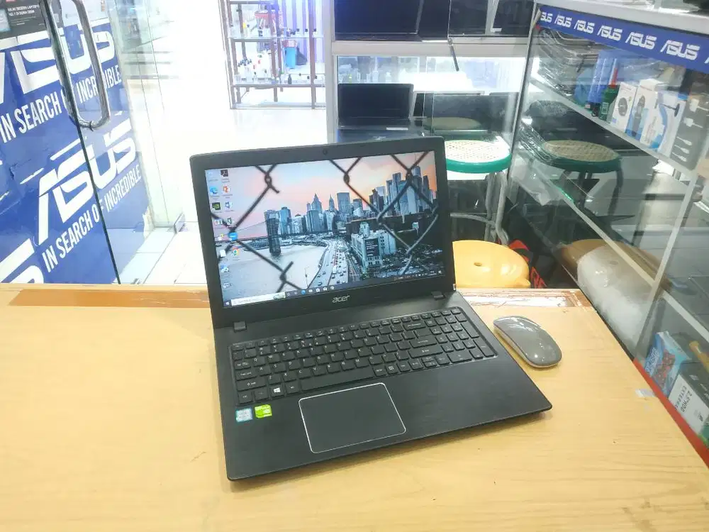 LAPTOP SIAP PAKAI ACER TRAVELMATE P259 CORE i7 SSD 128GB NVIDIA