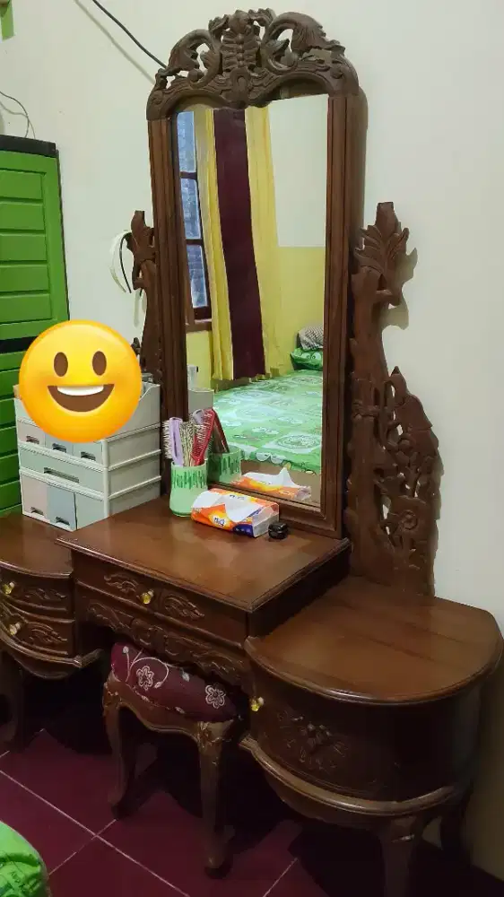 Meja rias jati lawas