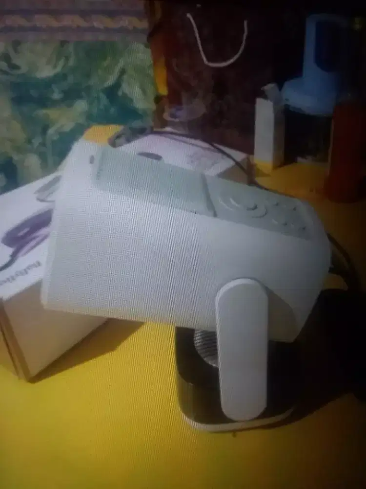 Di jual proyektor