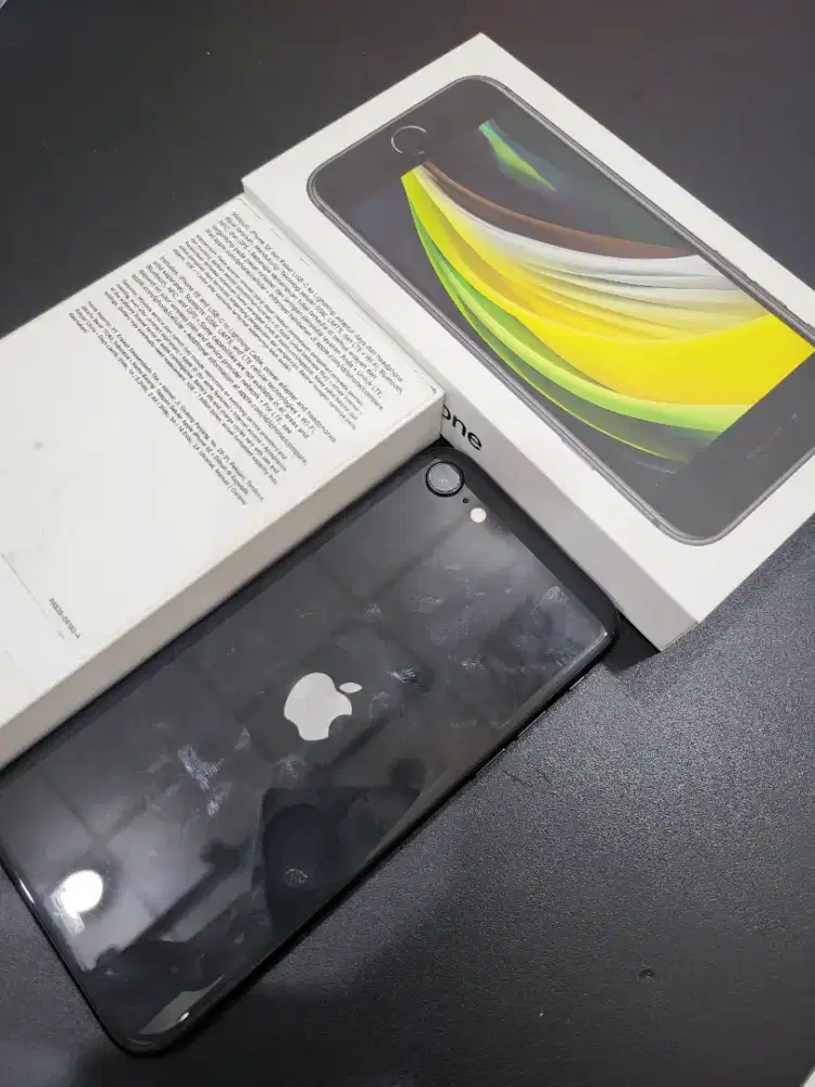 iPhone SE 2 (2020) 64 GB Resmi
Like New