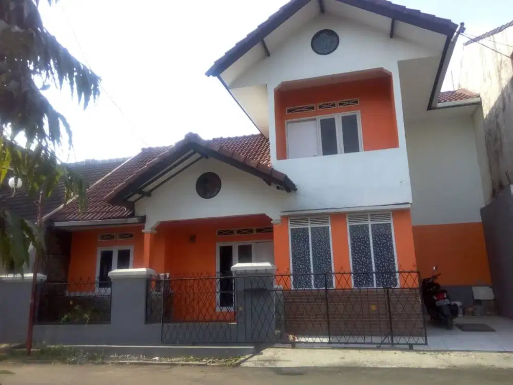Di sewa Rumah di komplek Perumahan Kiara sari Asri