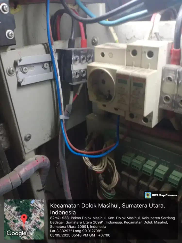 Teknisi listrik/tukang listrik