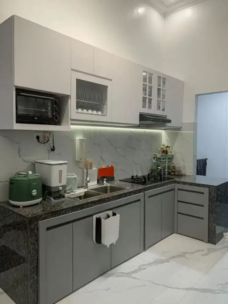 Custom kitchen set minimalis wardrobe bedroom set livingroom room