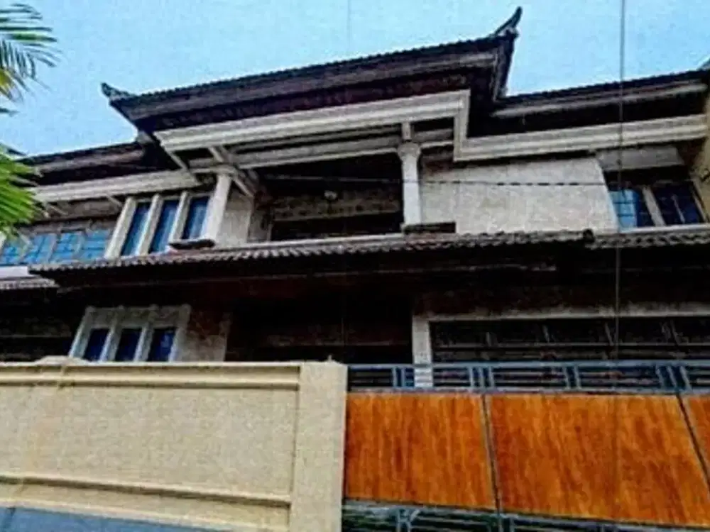 DIJUAL TANAH & BANGUNAN 300 M² DI PEMECUTAN, DENPASAR BARAT – KOTA DENPASAR