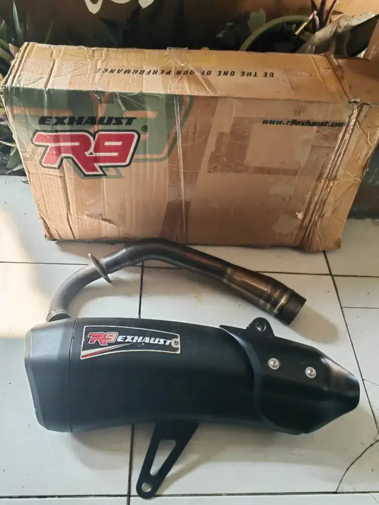 Knalpot R9 XMAX