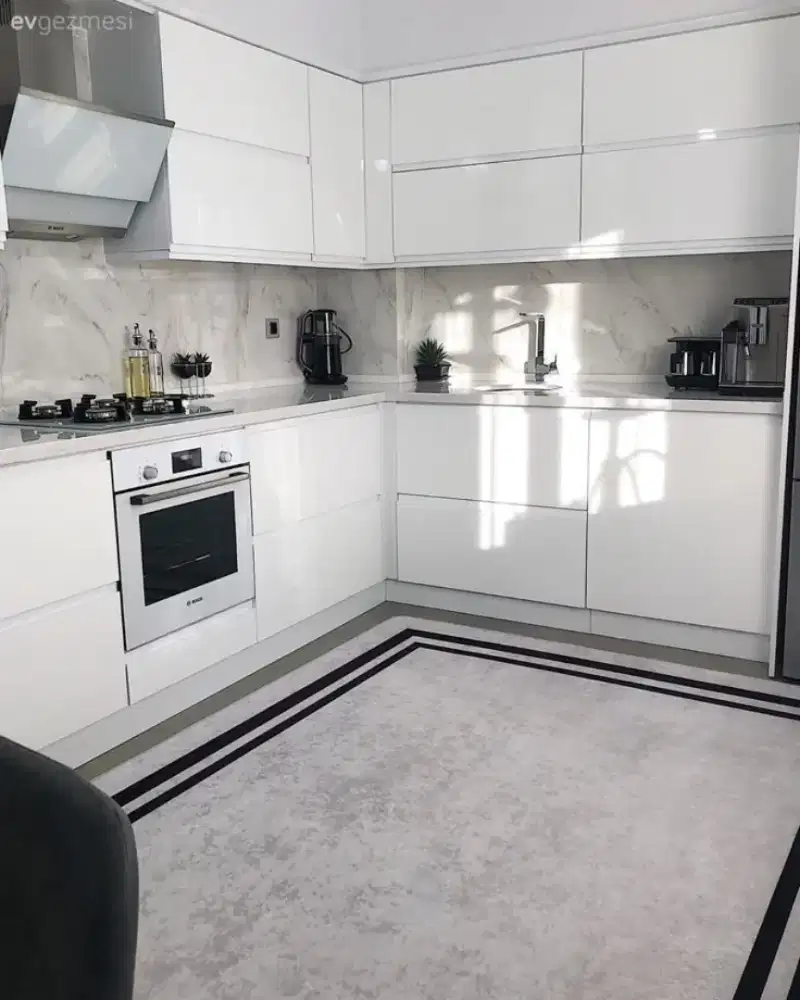 Custom kitchen set minimalis wardrobe bedroom set livingroom room