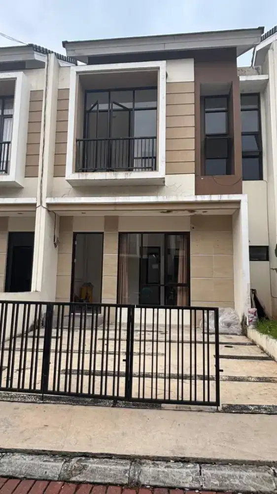 Over Kredit 120JT Rumah 2 Lantai di Pamulang Tangsel