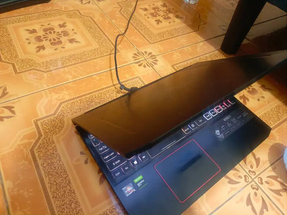 Acer Nitro AN-515 Gaming dan Editing