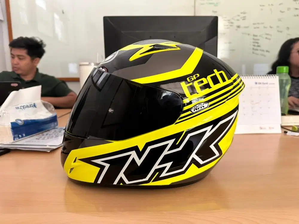 Like NEW!! HELM NHK GP Tech Fullface SIZE L