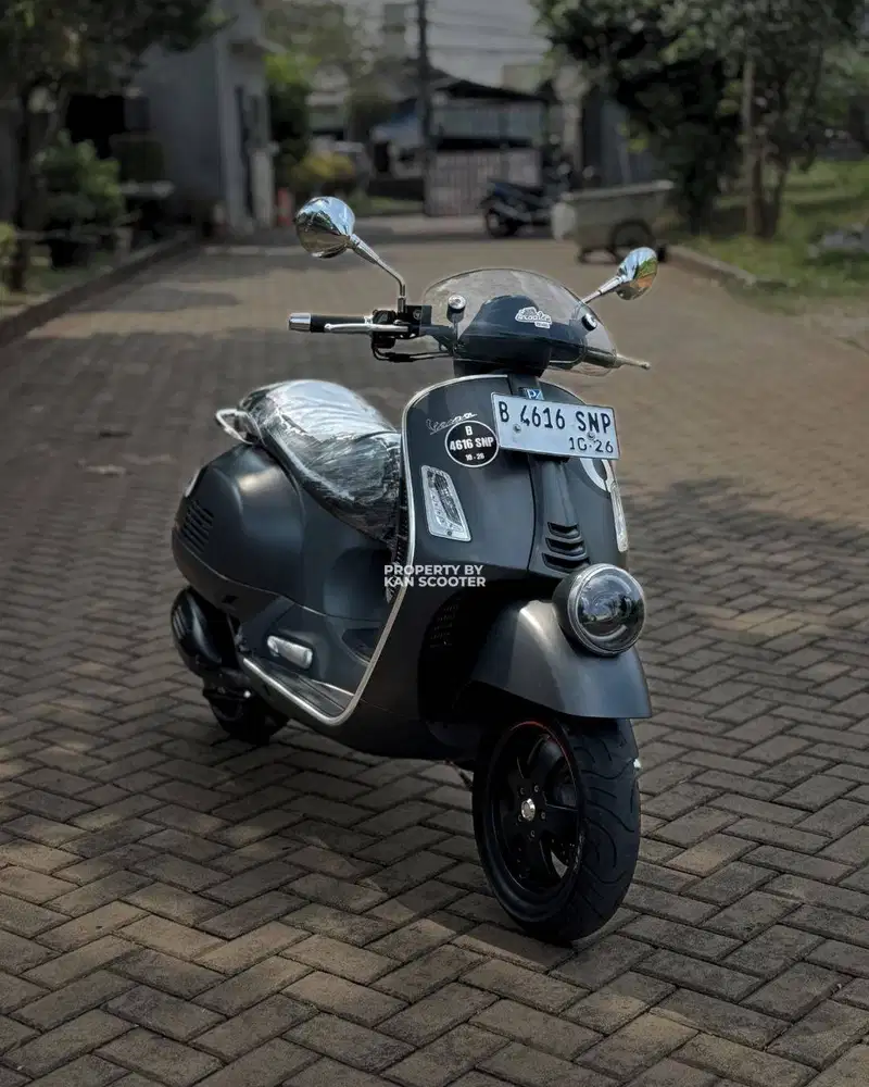 VESPA SEI GIORNI II 300 HPE LIMITED EDITION 2021 TERMURAH