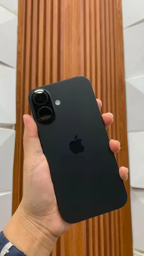 Second Iphone 16 128gb Black ex ibox
