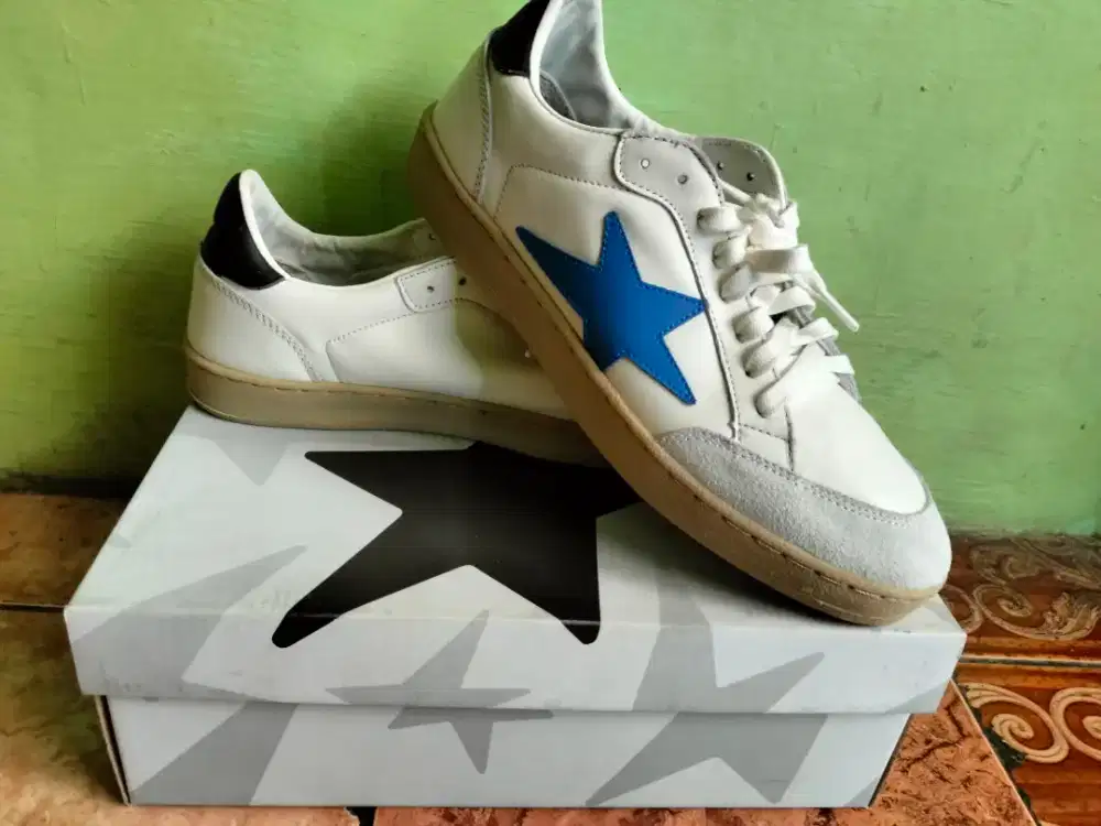 Sepatu Sneakers STARSTRUCK x Aldi Shoes Size 43