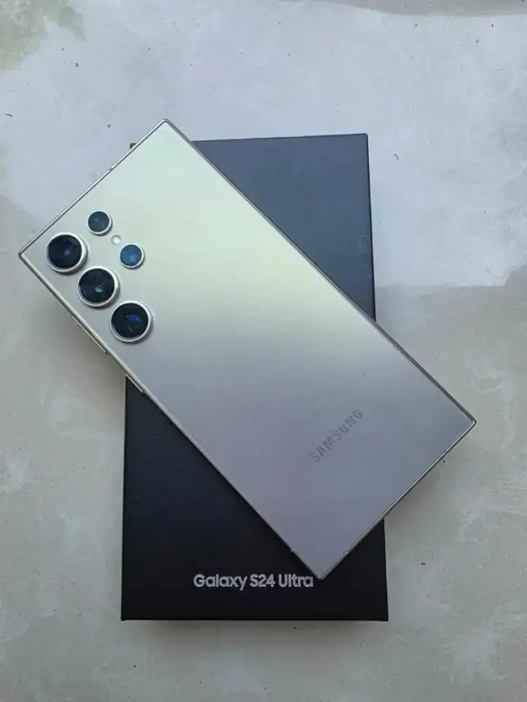 SAMSUNG S24 ULTRA 256