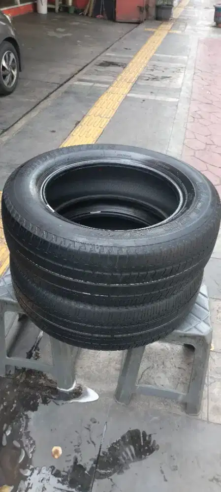 2buah ban CRV 225/65/R17 Bridgestone Dueler H/T 80% hub Wa