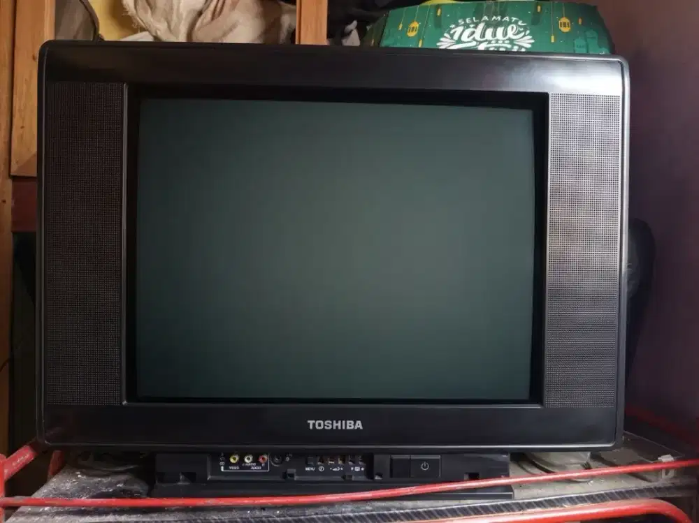 tv tabung Toshiba 21