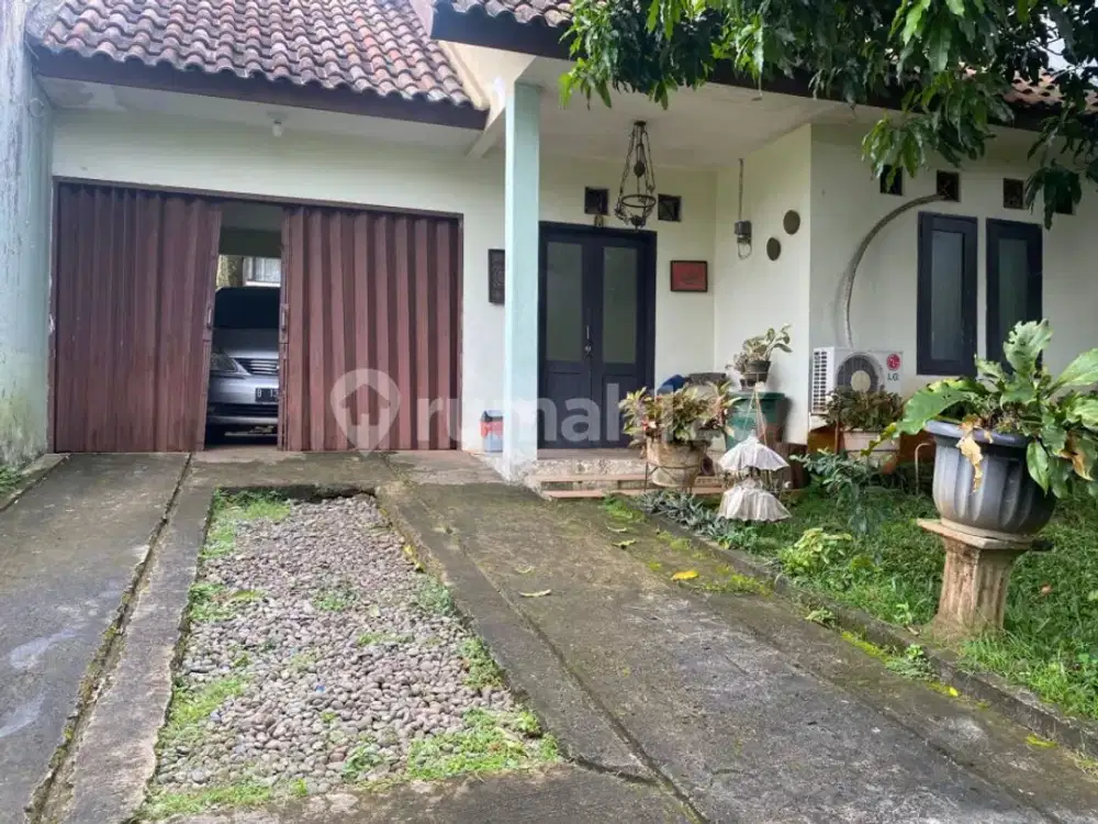 Rumah Terawat di Komplek Maleo Bintaro Sektor 9