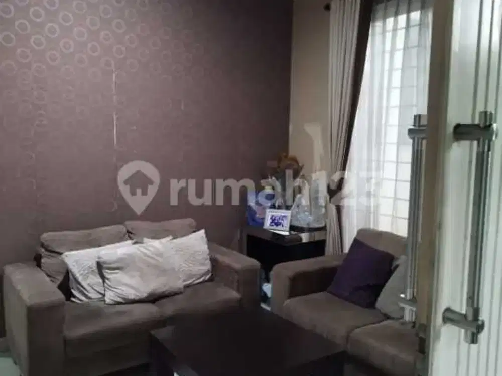 Rumah Semi Furnish di Kebayoran Height di Bintaro Sektor 7