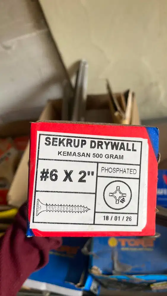 Sekrup Hitam Gypsum Drywall Wilson 6x2'' (5 cm) Per Dus (500 gr)