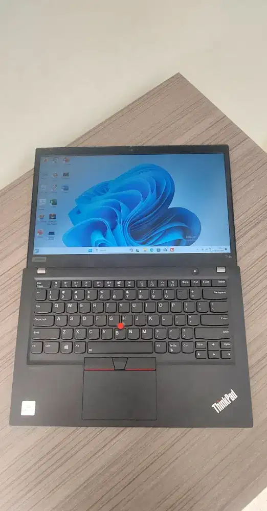 LAPTOP LENOVO THINKPAD T14s INTEL CORE i7 GEN 10 RAM 16 SSD 512