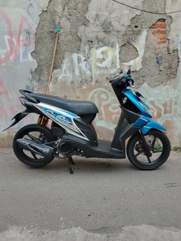 Honda beat karbu Tahun 2012