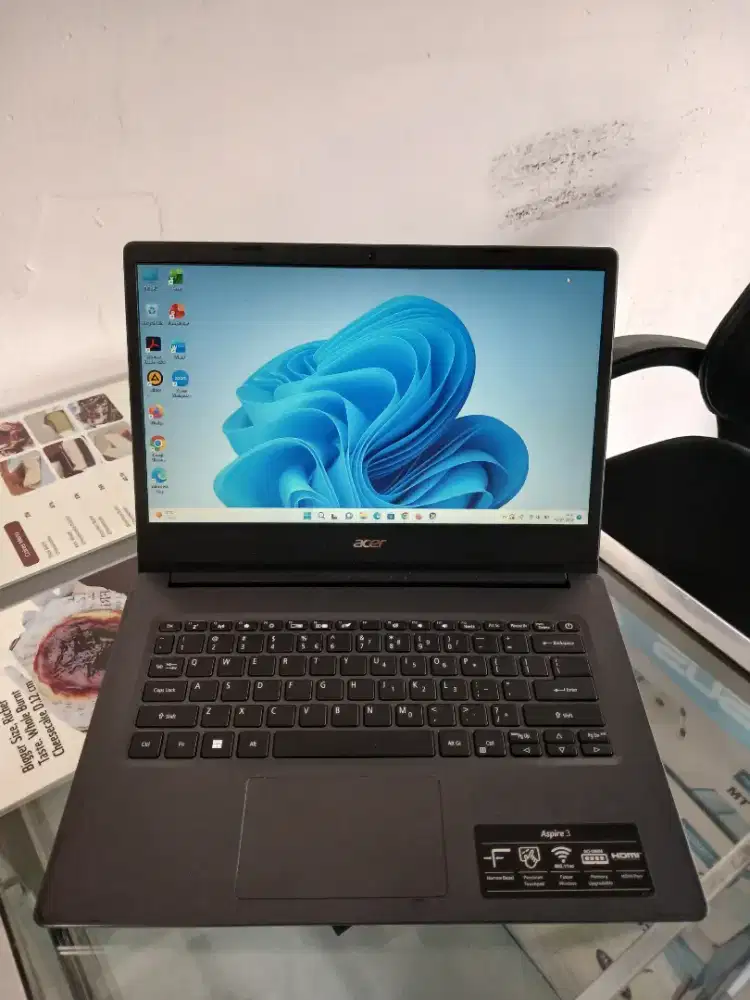 Laptop Acer Aspire 3 Amd 3020e ssd 256