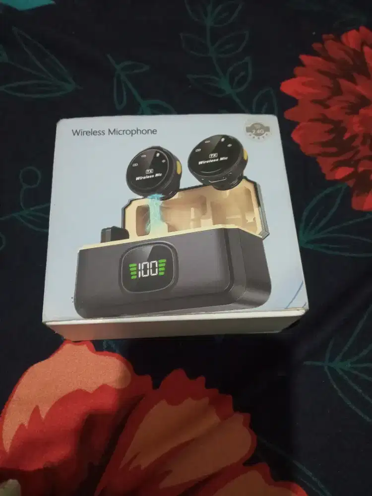 WIRELESS MICROPHONE