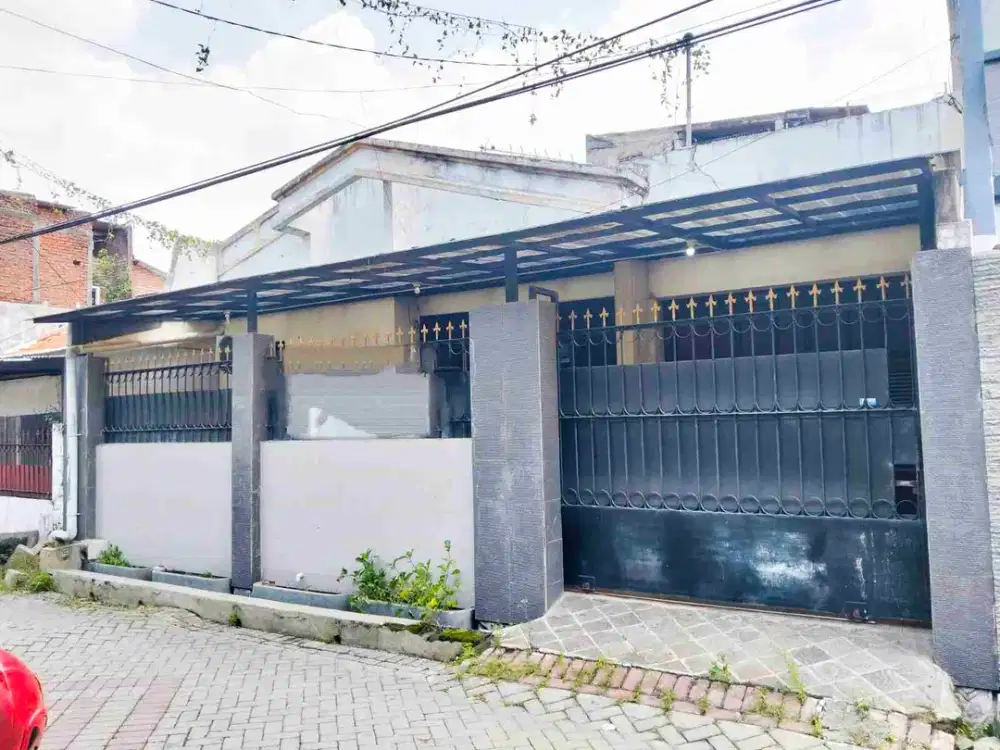 Hitung Tanah‼ Rumah luas 170m² di Lebak Arum Tambaksari