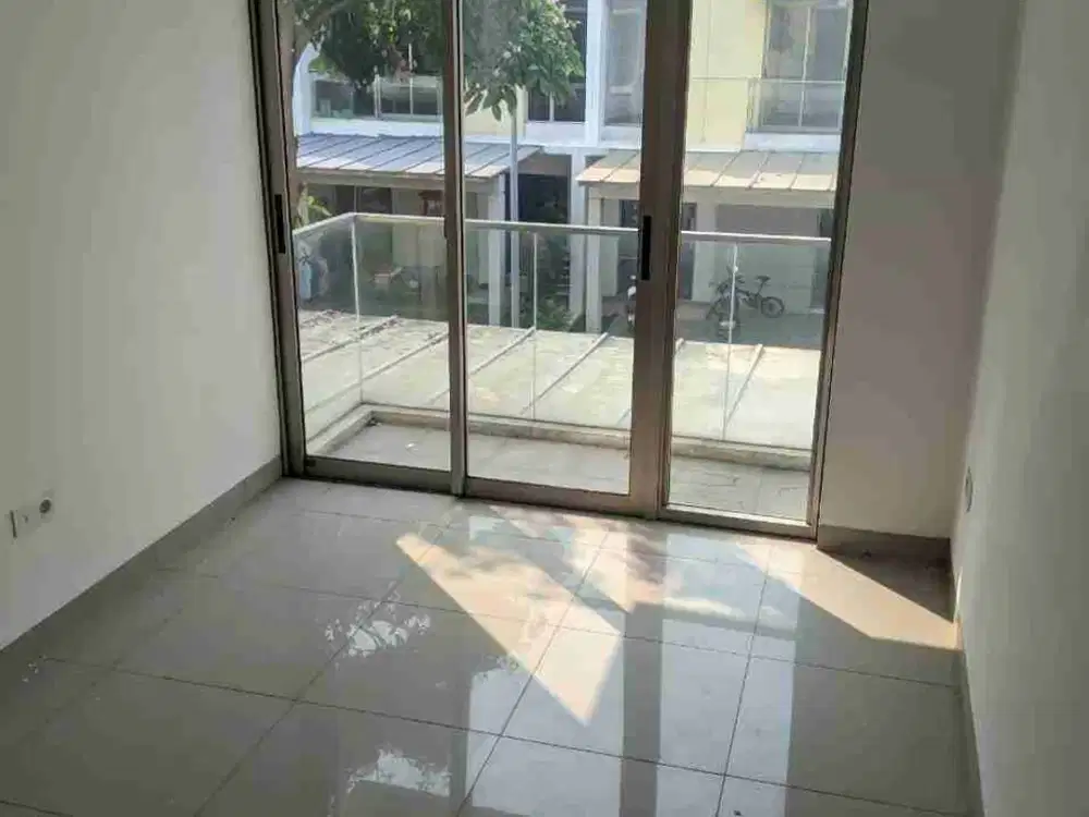 Sewa Rumah Scarlet Kosongan 6x10