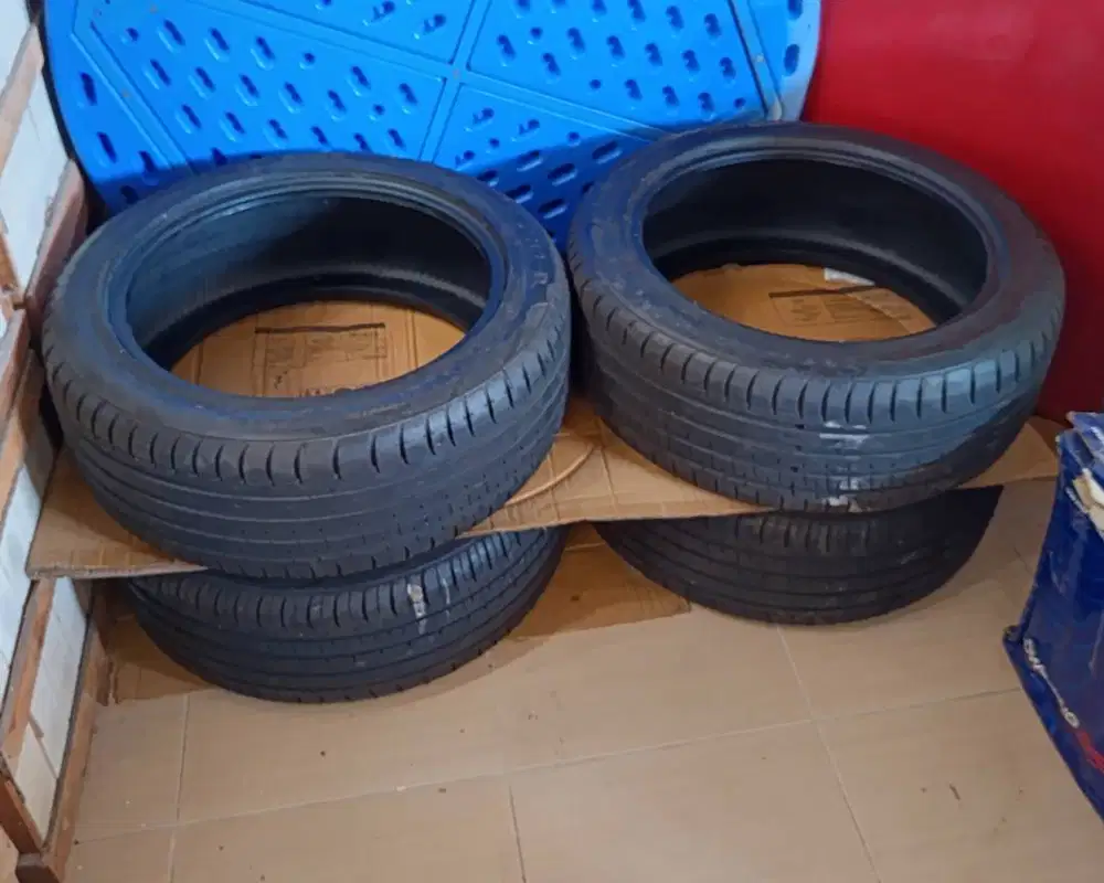 Ban Mobil Accelera PHI-R 225/50/18 Produksi 2024 (4 Buah)