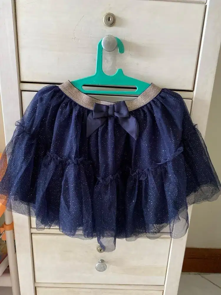 Skirts Biru HnM