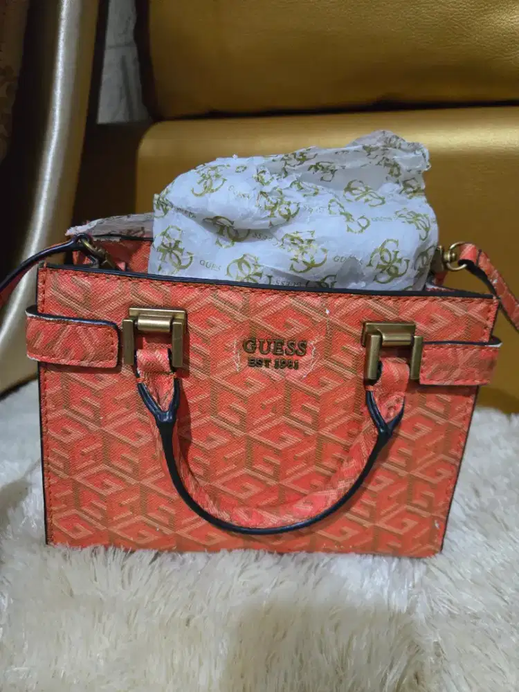 Tas guess original
