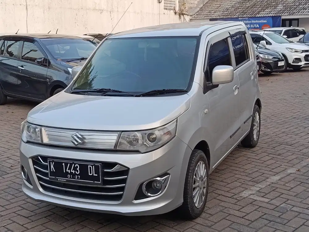 Mobil DP Ringan Karimun 1.0 GS Matic 2016
