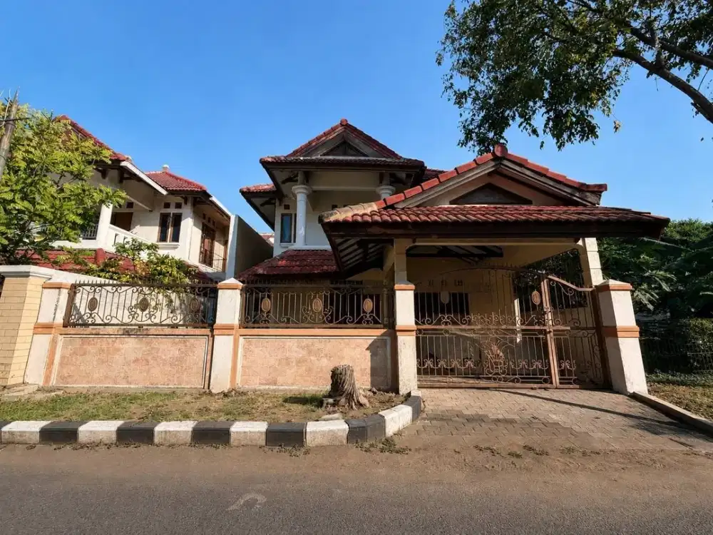 Rumah Full Furnish di Pantai Mentari, Hadap Timur, Ada 4 Unit AC