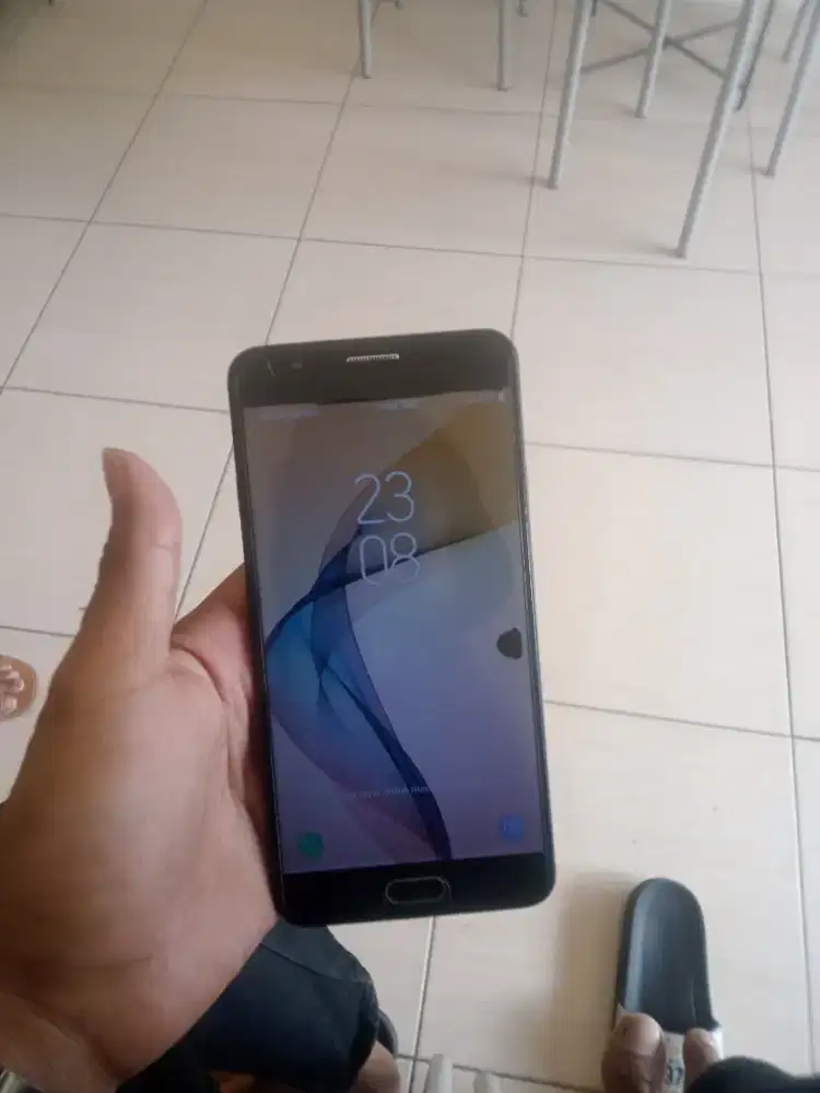 Jual hp Samsung galaxy j7 Prem