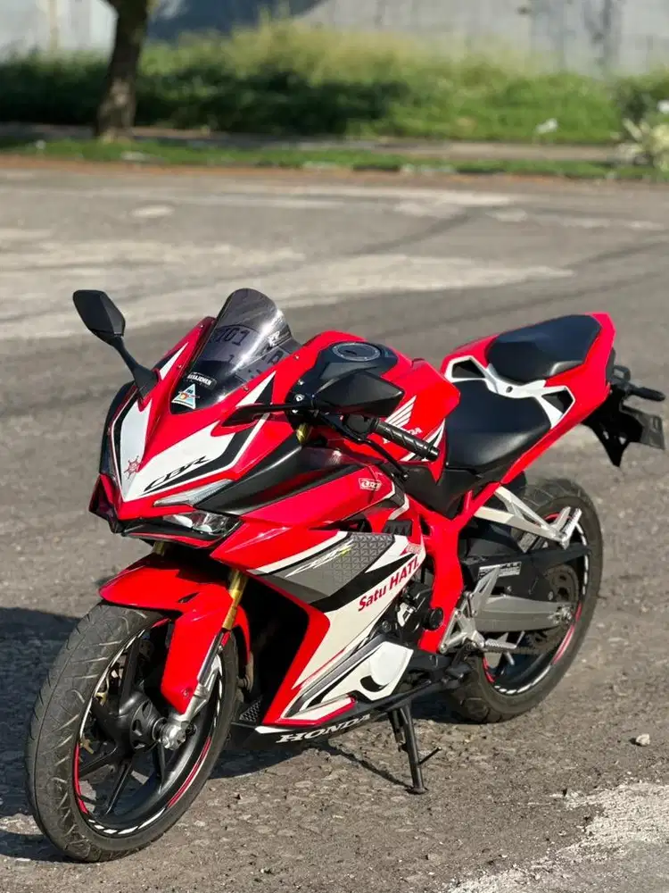 CBR 250RR ABS ISTIMEWA KM 12RB SIMPANAN FULL ORIGINAL