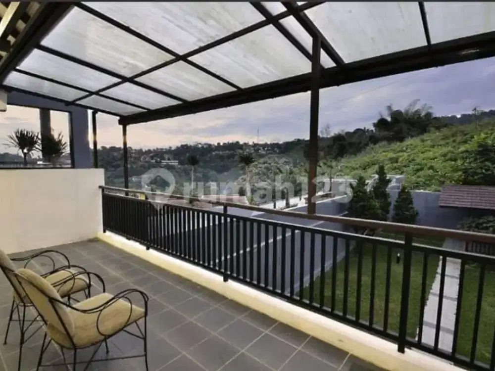 Rumah Cantik Furnished di Dago Pakar Resort Bandung