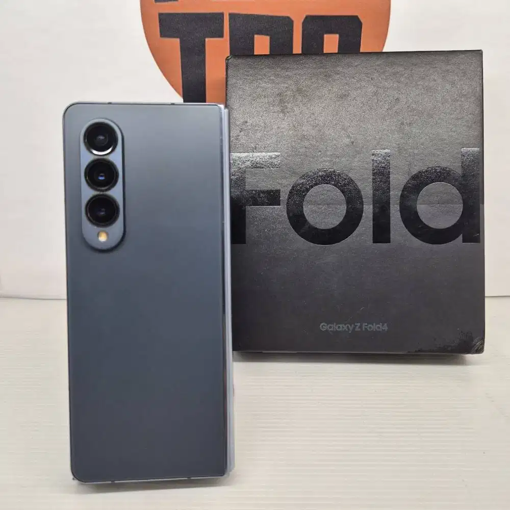 Samsung Z Fold 4 12/256GB FULLSET NO MINUS NO KENDALA